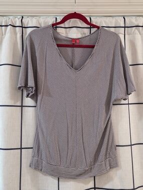 Esprit Diagonal Striped V-Neck Flutter Short Sleeve Top - Size M (US)
